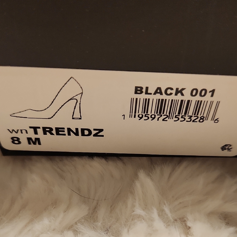 Nine West Black Pointed Toe Suede Pumps - Picture 2 of 8